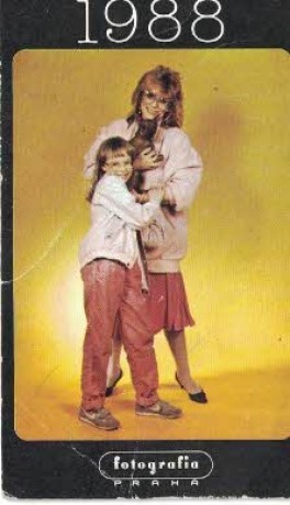 1988 Fotografie - vzadu počmáraný